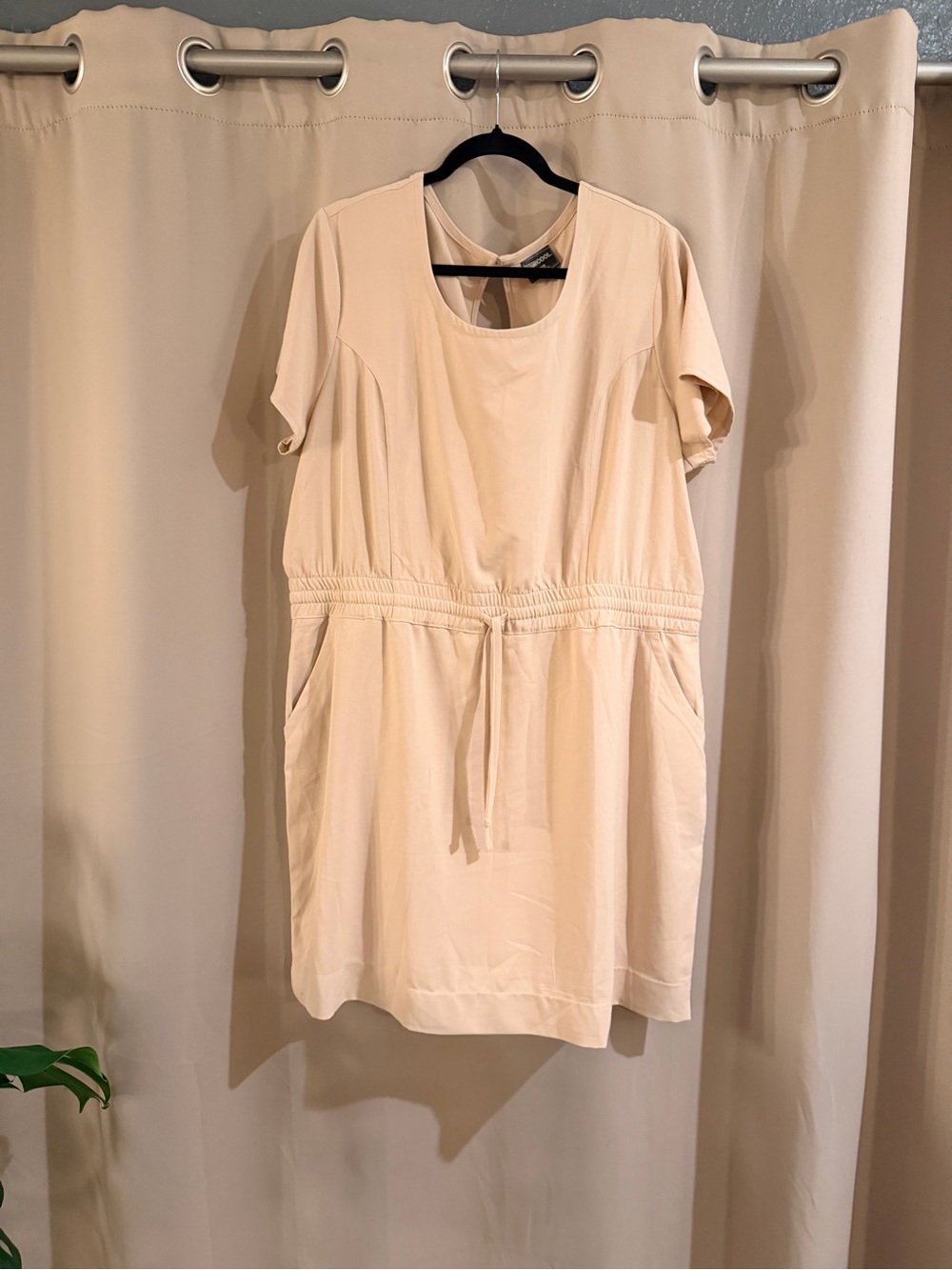 33 Cool Beige Dress With Ties